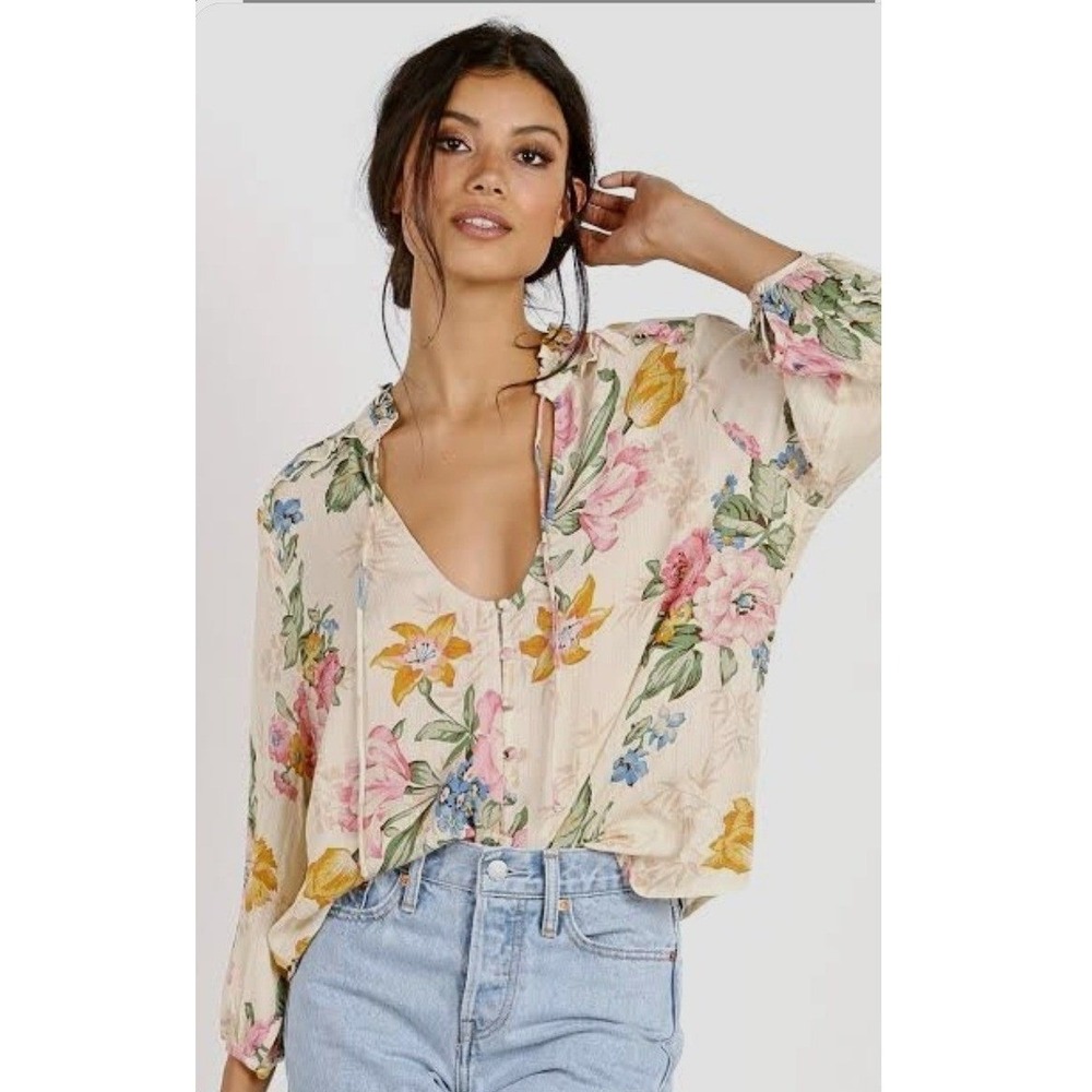 Anthro Auguste the Label Floral Button Blouse Gold Ruffle Top Cream US 6 Havana